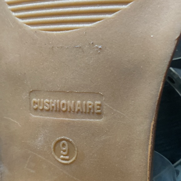 Cushionaire Clear Sandals - Picture 3 of 3